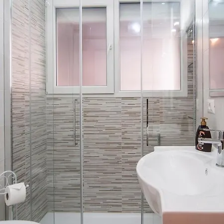 Wood Easy Flat Apartman