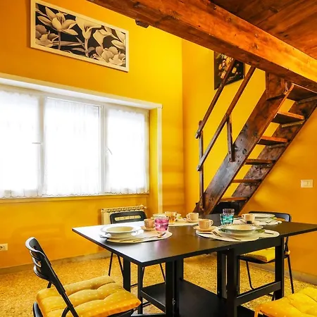 Wood Easy Flat רומא