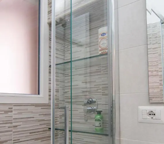 Wood Easy Flat דירה *