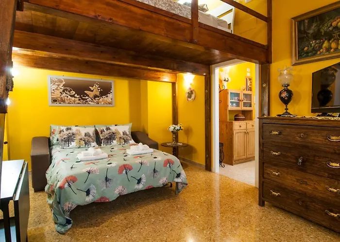 Wood Easy Flat Apartment