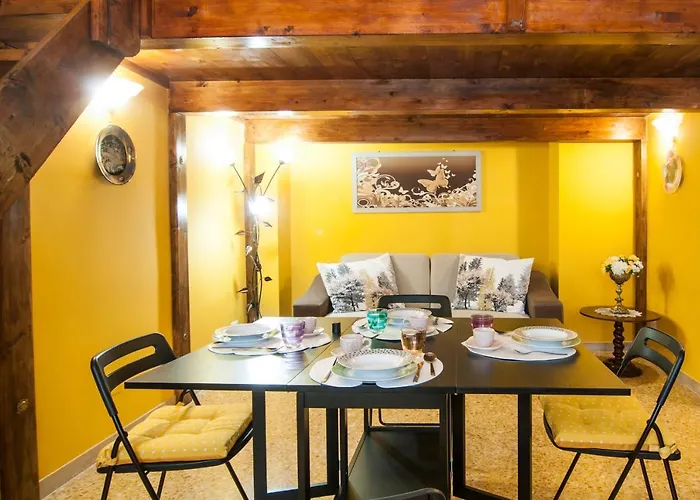 Wood Easy Flat Apartment